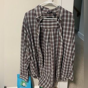 Great condition button down. Red, green and white